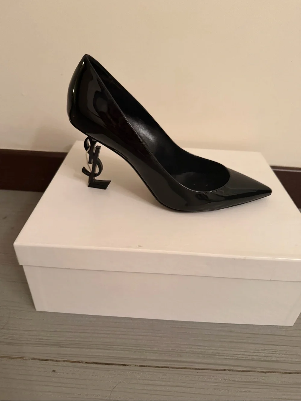 New YSL Saint Laurent Black Patent Logo-Heel Pointed Pumps heels shoes opium 37